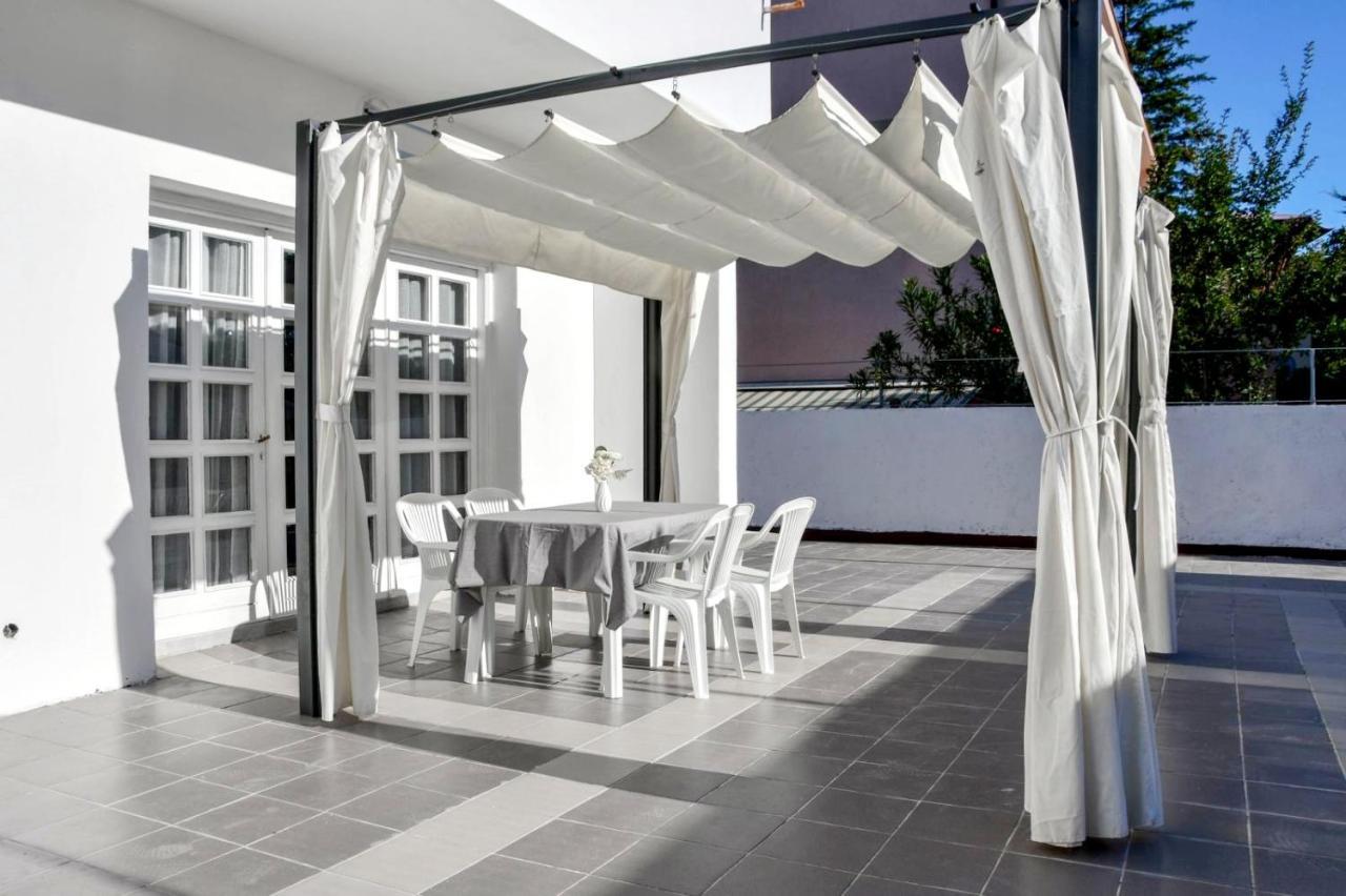 Sea Star Apartments Pjescana Uvala Eksteriør billede